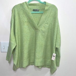 🎁NEW🎁 Anthropologie, green/ yellow guacamole V- neck oversized sweater, …